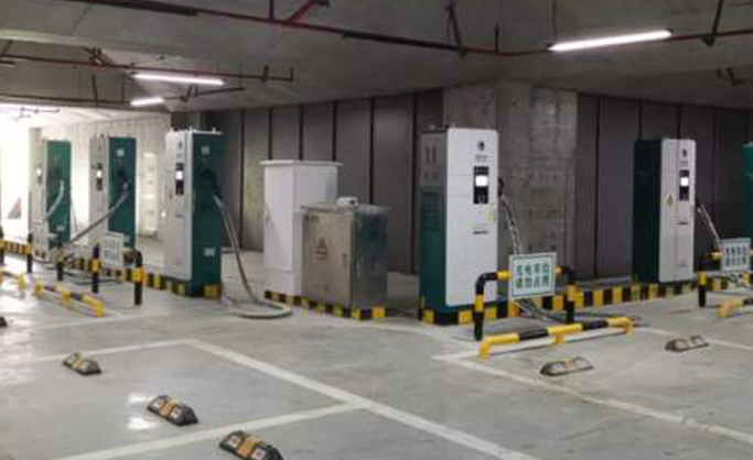 转塘村口社会停车场